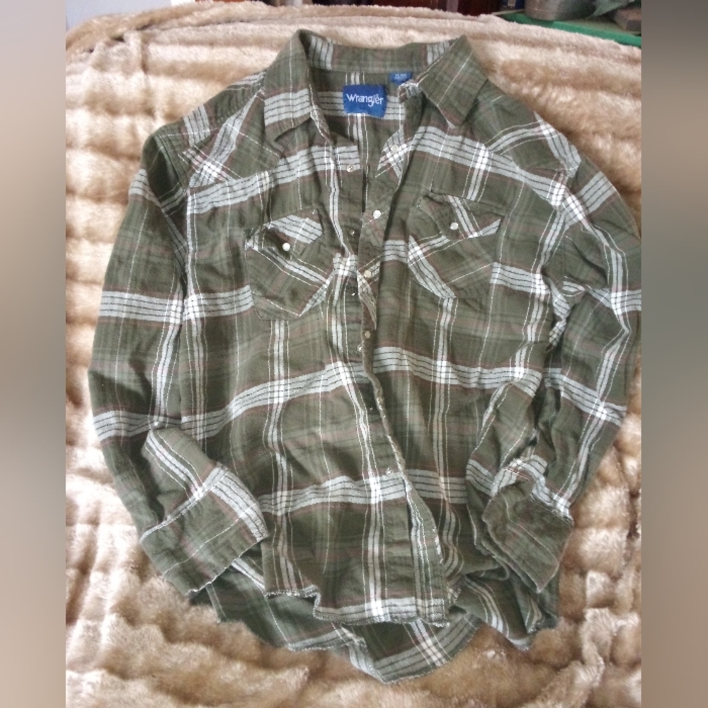 Men's shirt